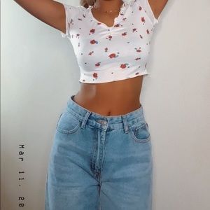 NWOT Cute Floral Summer Crop Top
